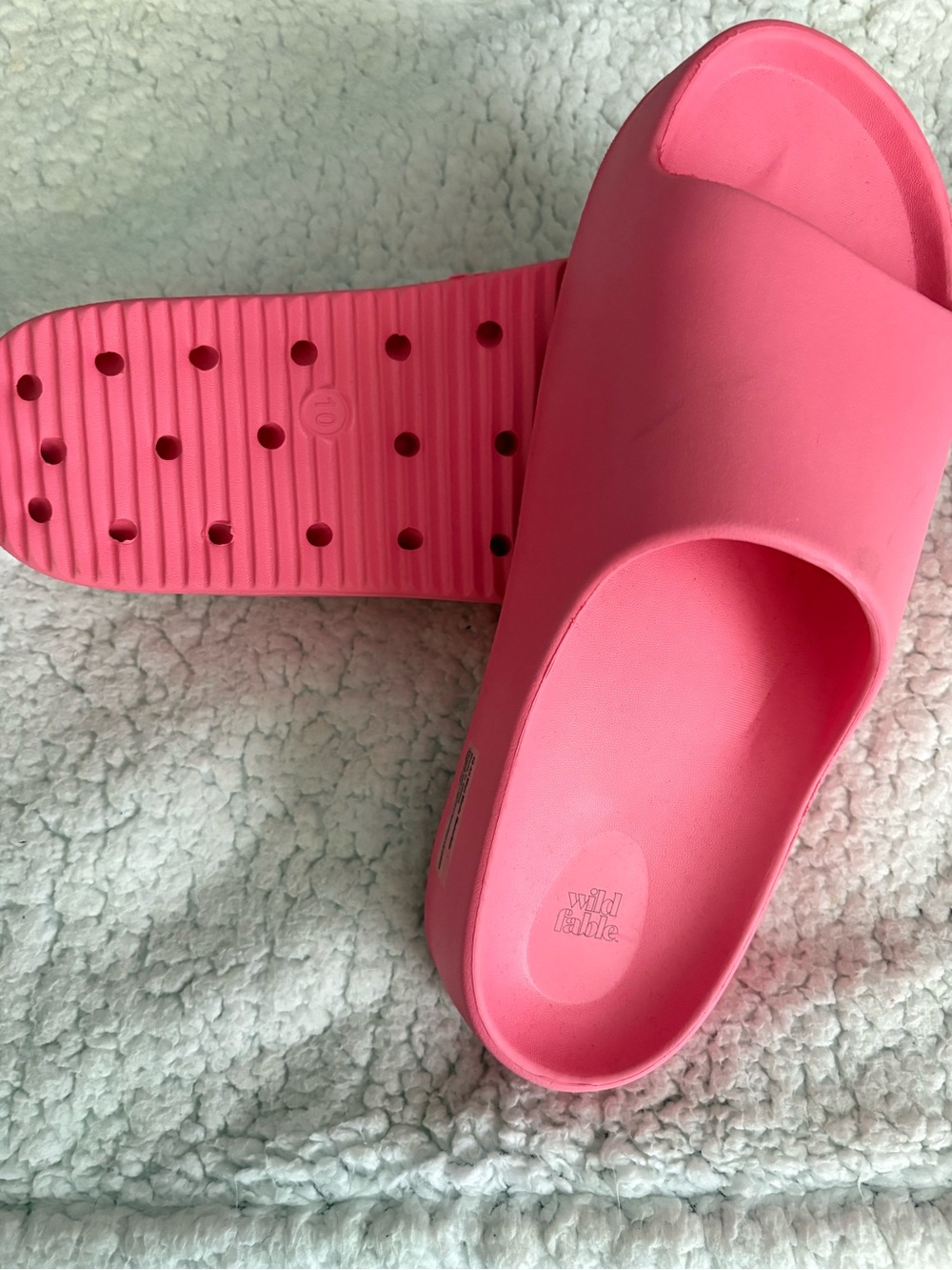 wild fable Hot Pink Cushioned Slide Sandals